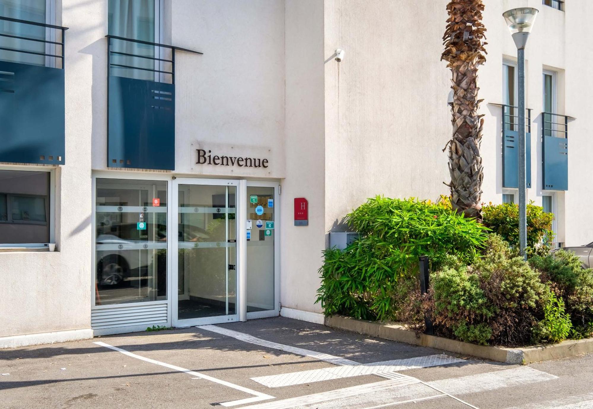 B&B Hotel Cannes La Bocca Plage Exterior foto