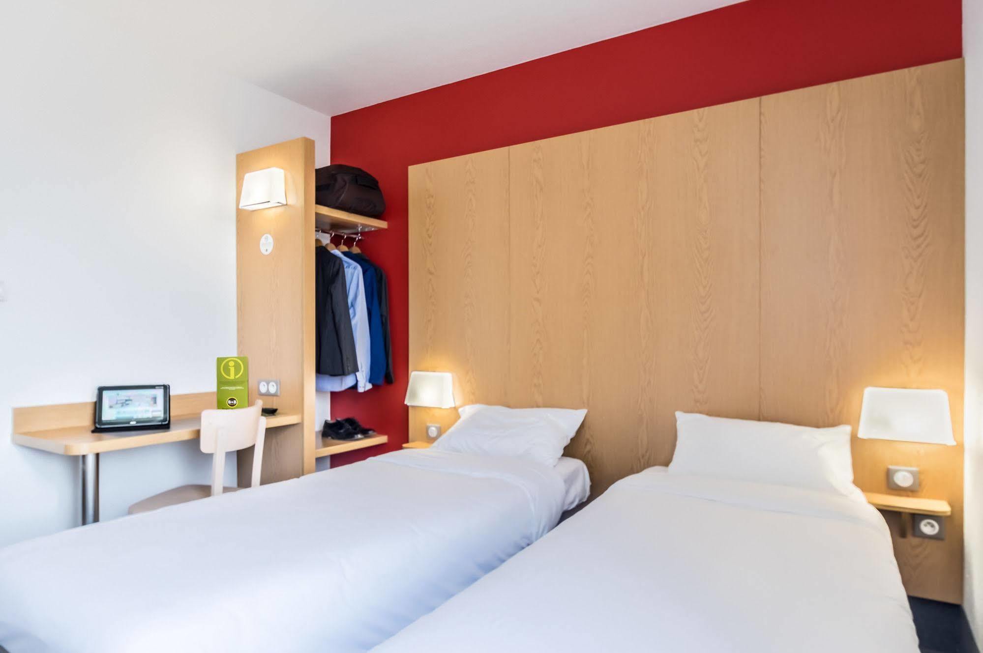 B&B Hotel Cannes La Bocca Plage Exterior foto